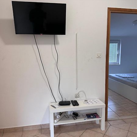 Apartmani Bruno Vrsi Eksteriør billede