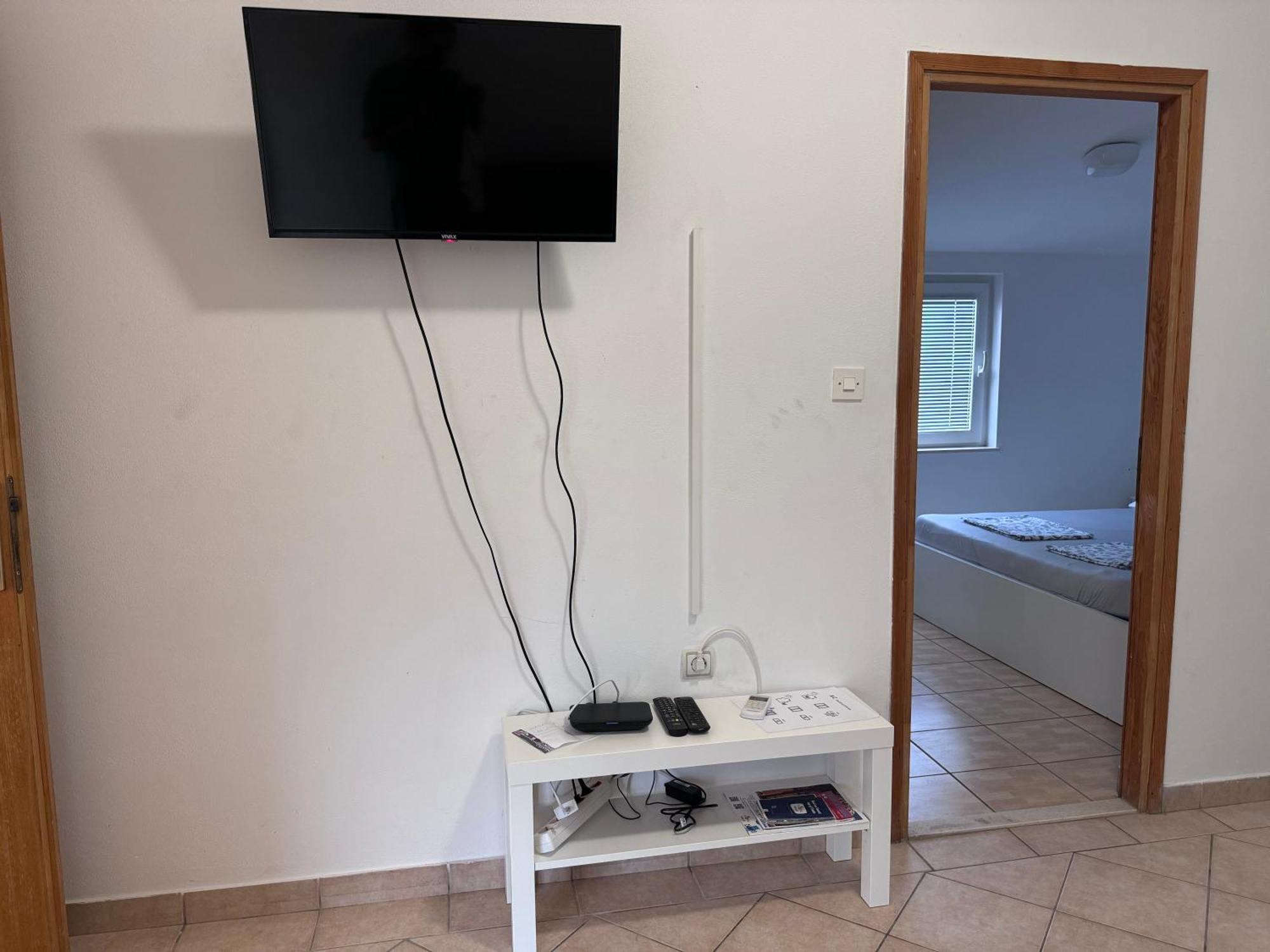 Apartmani Bruno Vrsi Eksteriør billede