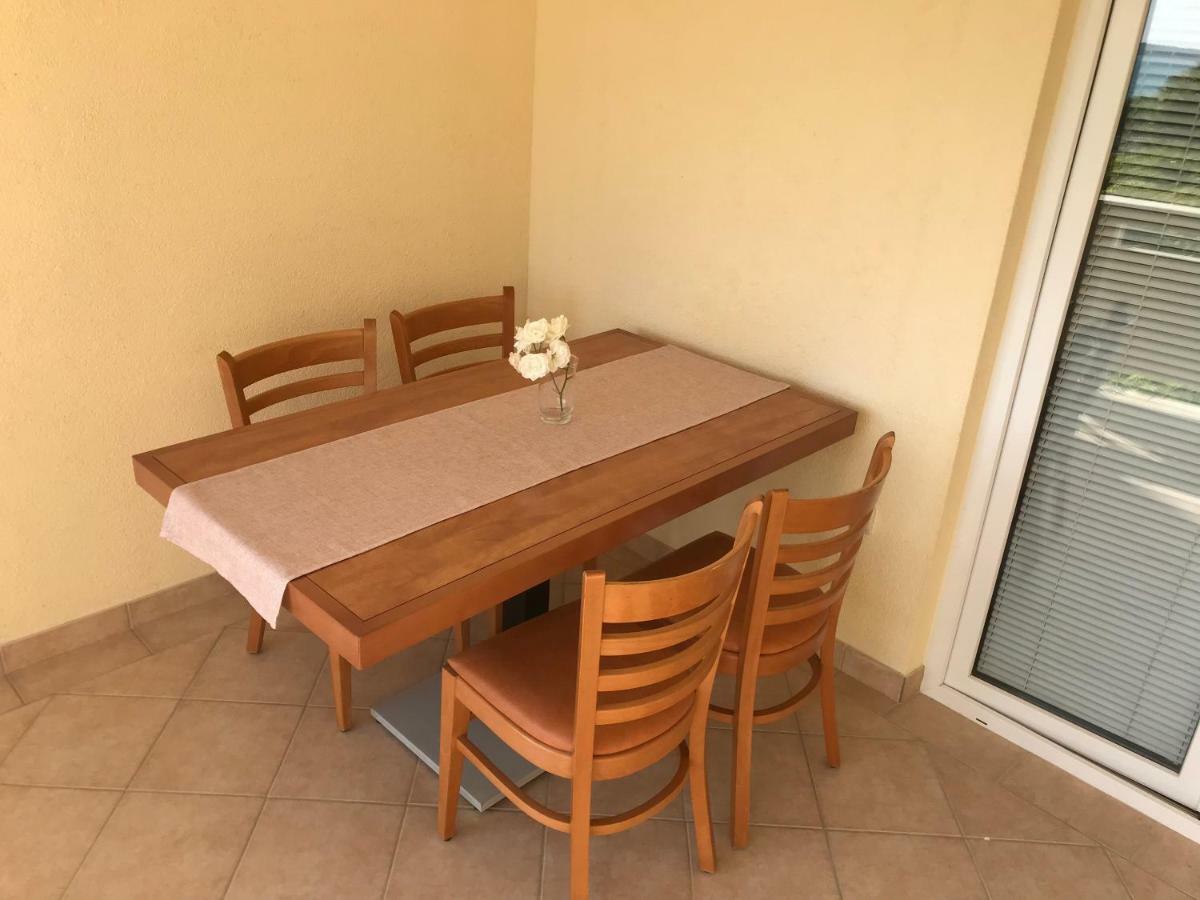 Apartmani Bruno Vrsi Eksteriør billede